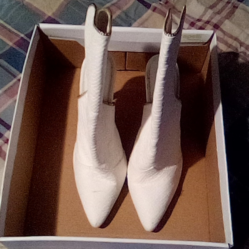 Heel Boots